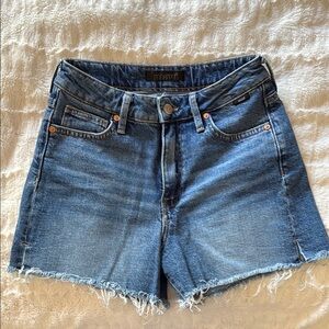 Mavi Blue Jean Shorts with Faded Wash and Fitted Cut